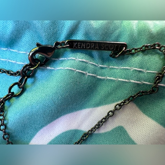 NWT: Kendra Scott, Elaina Mirror Rock Necklace in Gunmetal - Picture 2 of 5